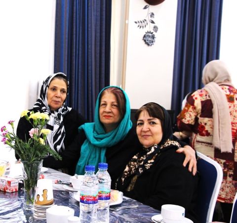 گردهمایی بازنشستگان هما