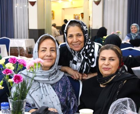 گردهمایی بازنشستگان هما