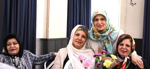 گردهمایی بازنشستگان هما