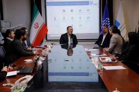خرید آنلاین اقساطی انواع بیمه نامه مختص بازنشستگان "هما"
