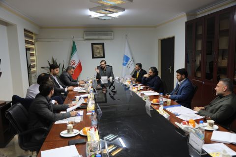 پایش پیشرفت طرح های جاری و توسعه محور صندوق در جلسه شورای مدیران 