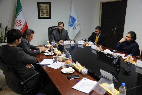 پایش پیشرفت طرح های جاری و توسعه محور صندوق در جلسه شورای مدیران 