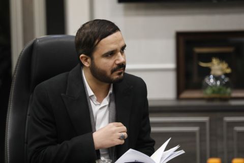 هم افزایی هر چه بیشتر دو مجموعه گره از مشکلات پیشکسوتان همایی باز می کند/ تلاش مشترک برای بهره ور سازی شرکت های تابعه صندوق