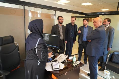 بازدید نوروزی رئیس مرکز بازرسی وزارت تعاون، کار و رفاه اجتماعی از صندوق هما و شرکت های تابعه