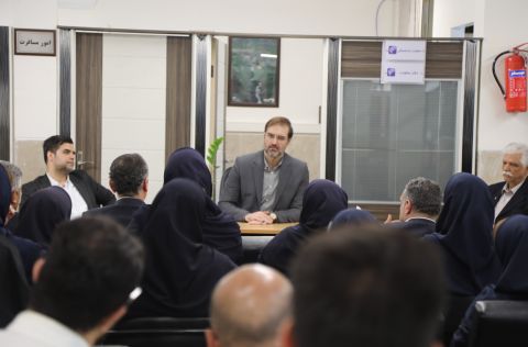 در بازدید مشترک مدیرعامل صندوق و مدیرعامل کانون بازنشستگان از معاونت امور بازنشستگی مطرح شد:  ارزیابی زیرساخت‌، فرآیندها و راهکارهای بهبود خدمت رسانی در حوزه‌های بیمه‌ای و اجتماعی 
