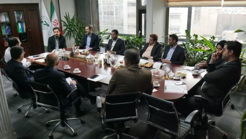تشکیل کارگروه مشترک با هلدینگ مالی برای تأمین مالی پروژه‌های شرکت‌های تابعه صندوق هما/ طراحی صندوق املاک و مستغلات برای ارتقاء شفافیت، تثبیت مالکیت و افزایش بازده