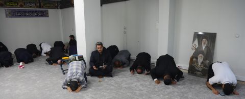 آیین معنوی قرائت زیارت عاشورا در صندوق بازنشستگی هما برگزار شد